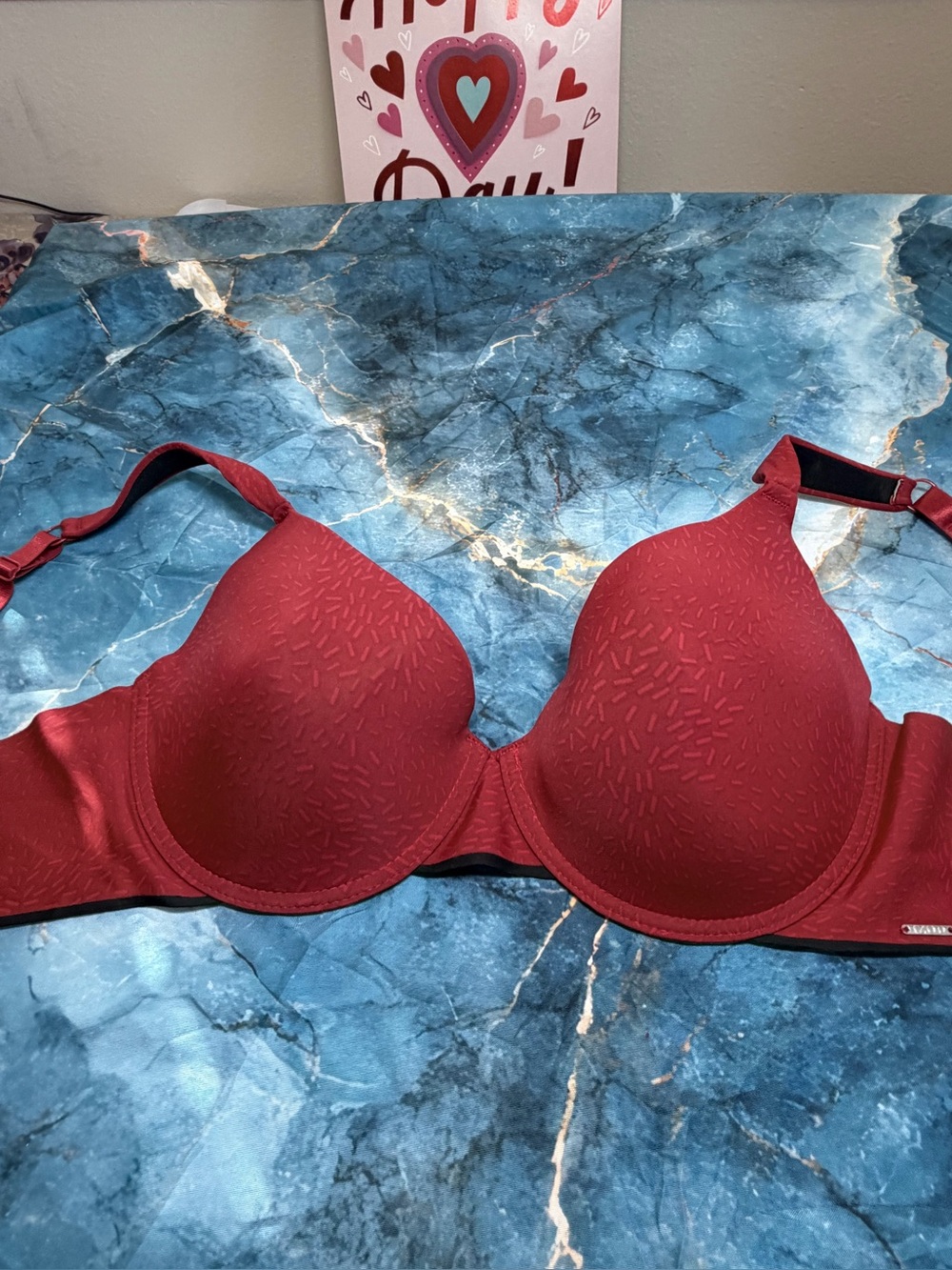 Izod Bra size 40C red